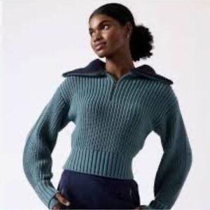Athleta Alder Women’s Sweater Teal and Navy Blue sz: Medium